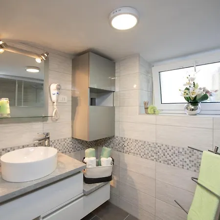 Rubinic Apartman Ičići